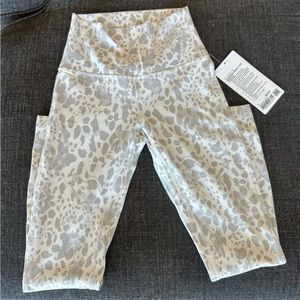 NWT: Lululemon Align HR Pant 25”